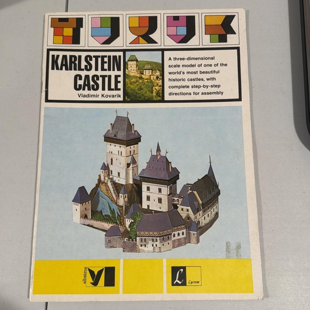 Karlstein Castle CUT OUT 3D Model Vladimir Kovarik 1975 English Instructions